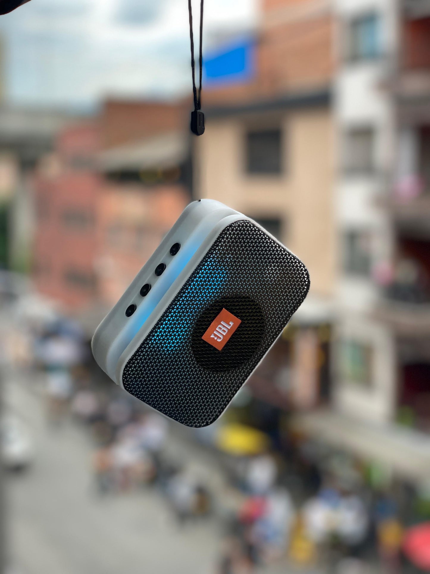 Parlante JBL 1.1 Multifuncional muchi