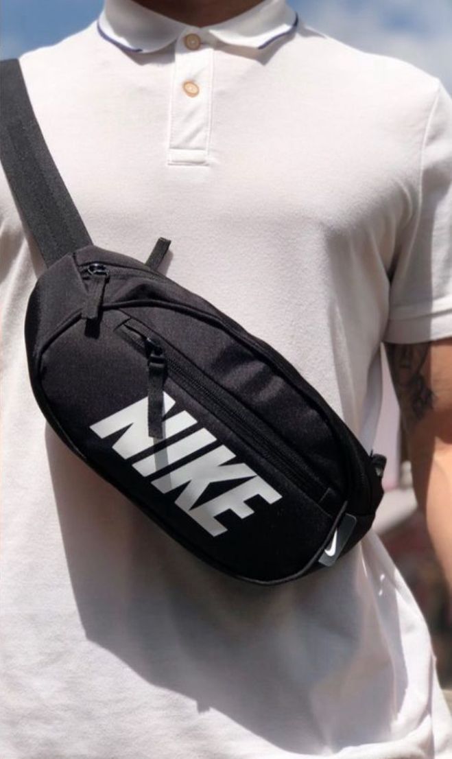 riñonera nike muchi