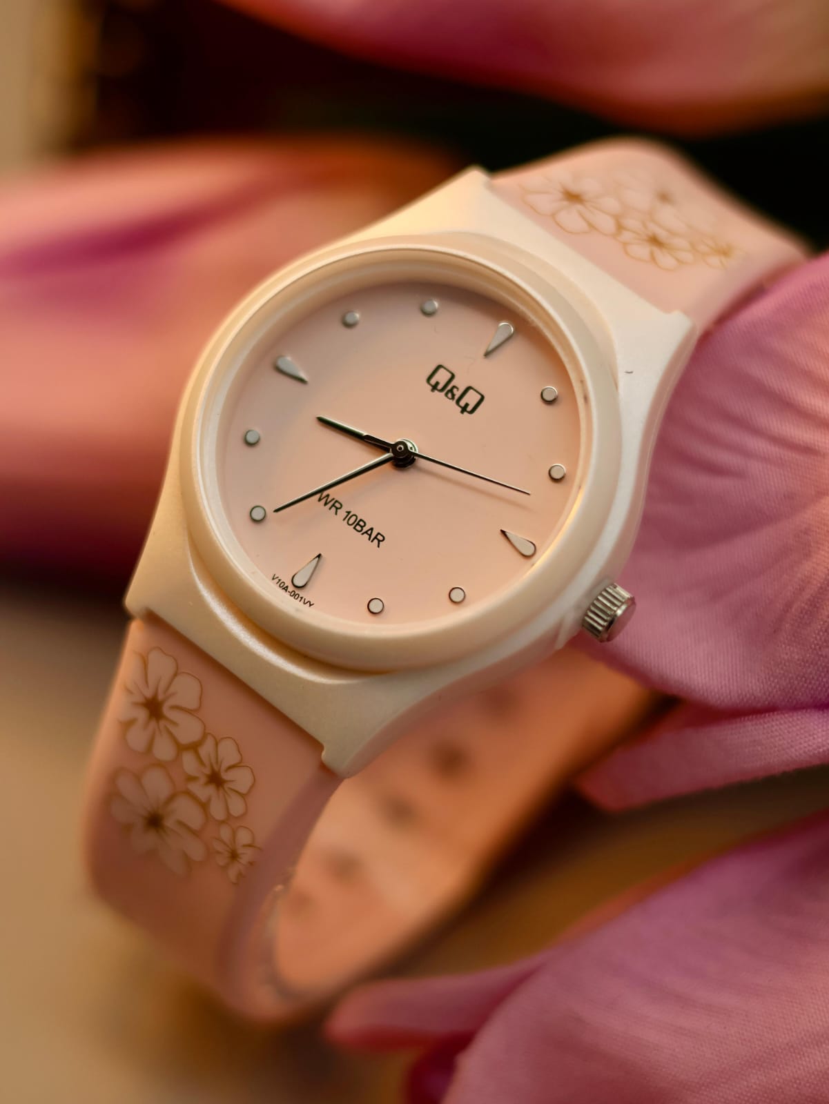 Reloj Q&Q - Producto Original beige muchi