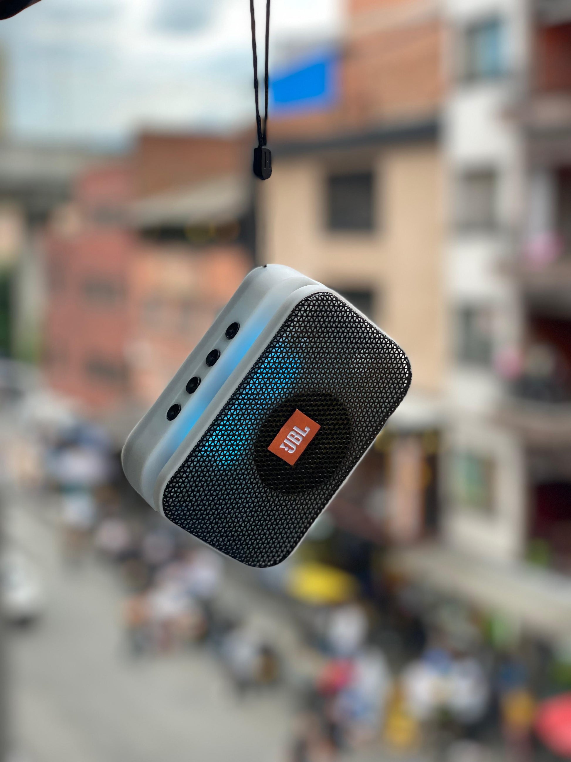 Parlante JBL 1.1 Multifuncional muchi