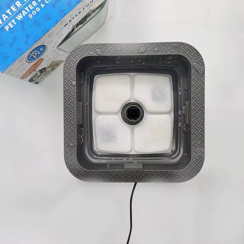 Fuente de agua para gatos y perros